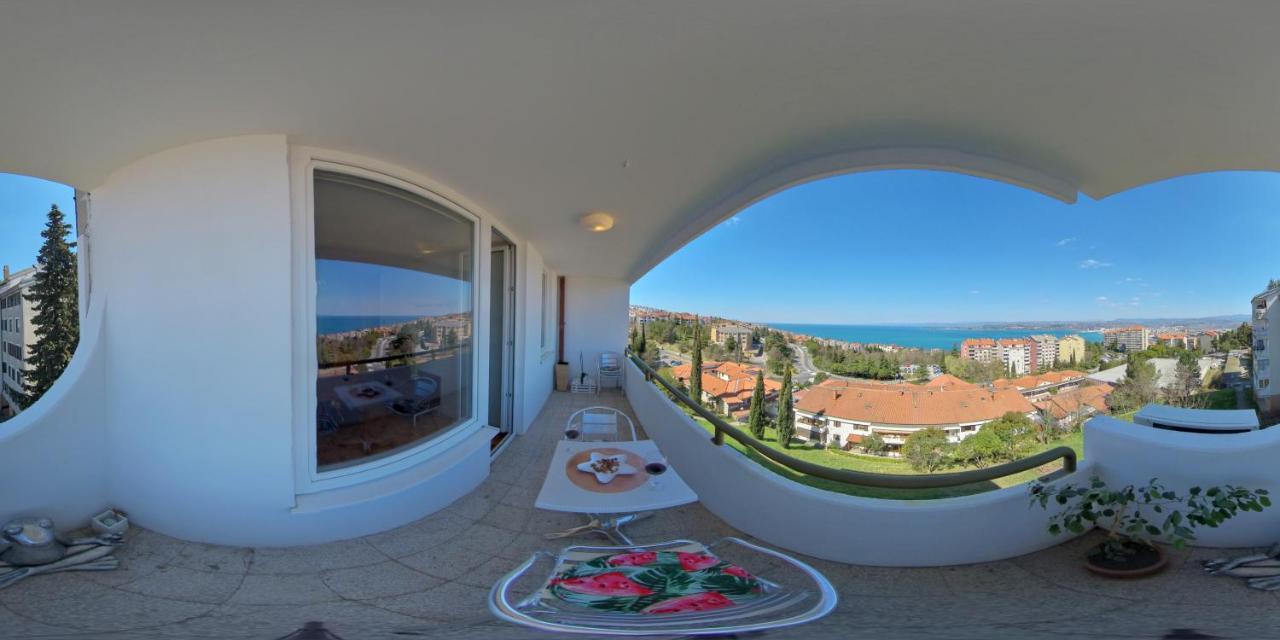 Razgled/The View Apartment Koper Bagian luar foto